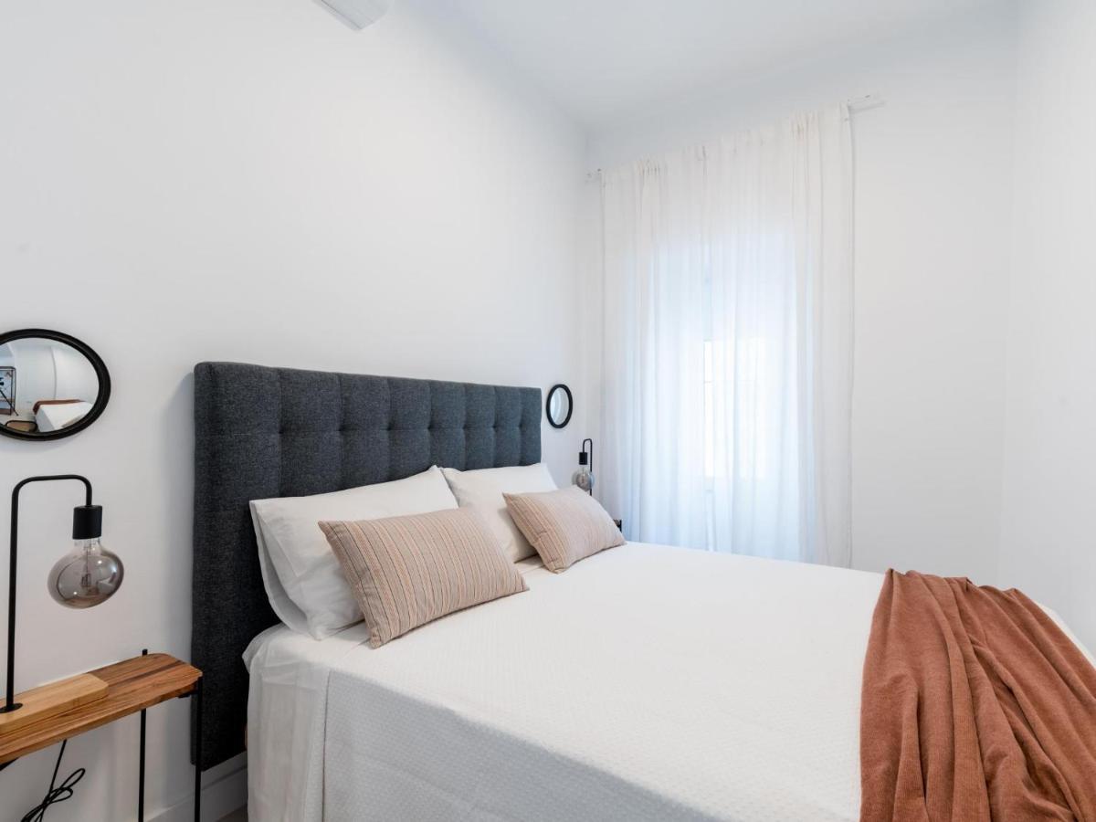 Unique Homes La Juderia Parking & Jacuzzi Севілья Екстер'єр фото
