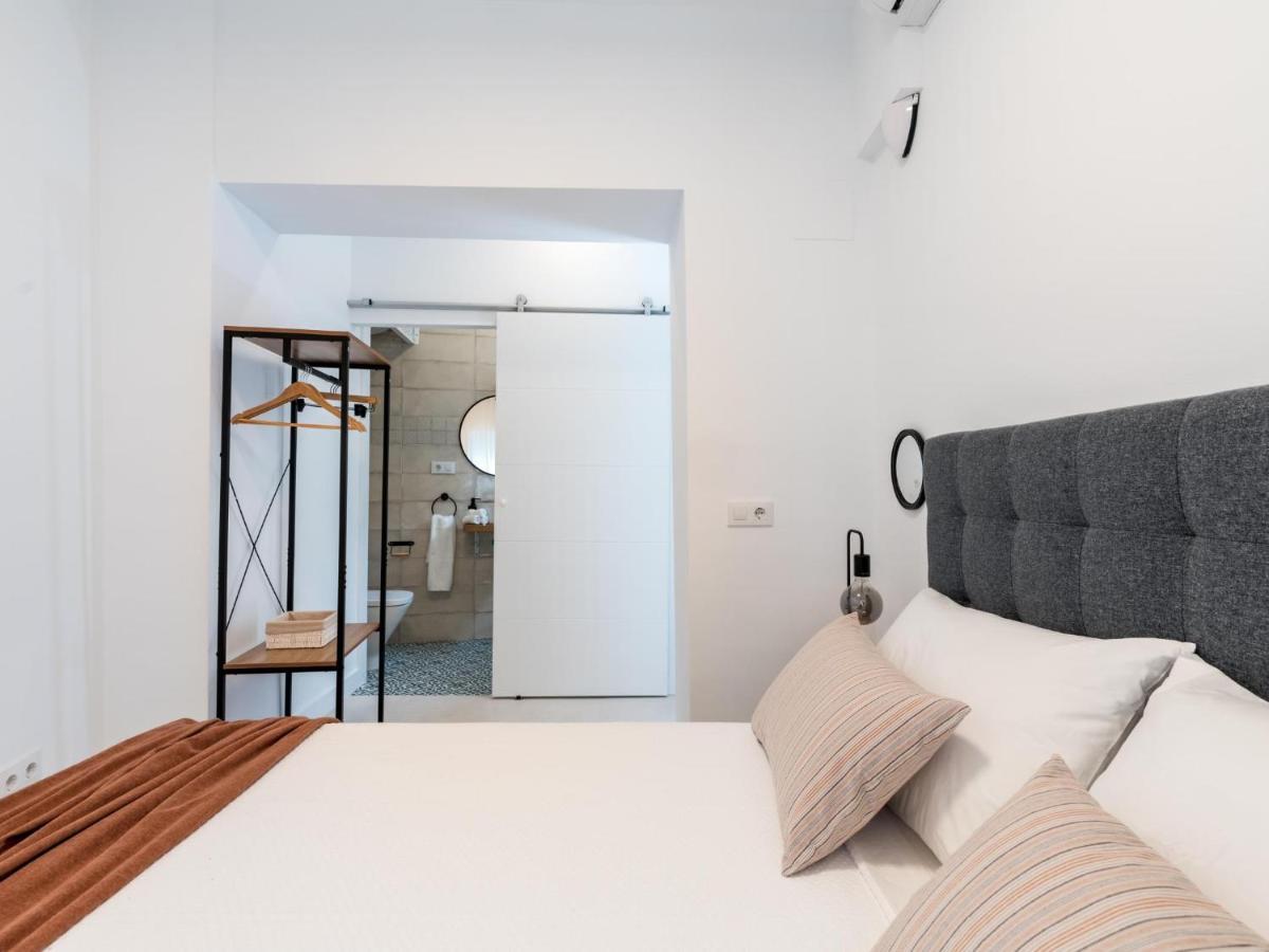 Unique Homes La Juderia Parking & Jacuzzi Севілья Екстер'єр фото