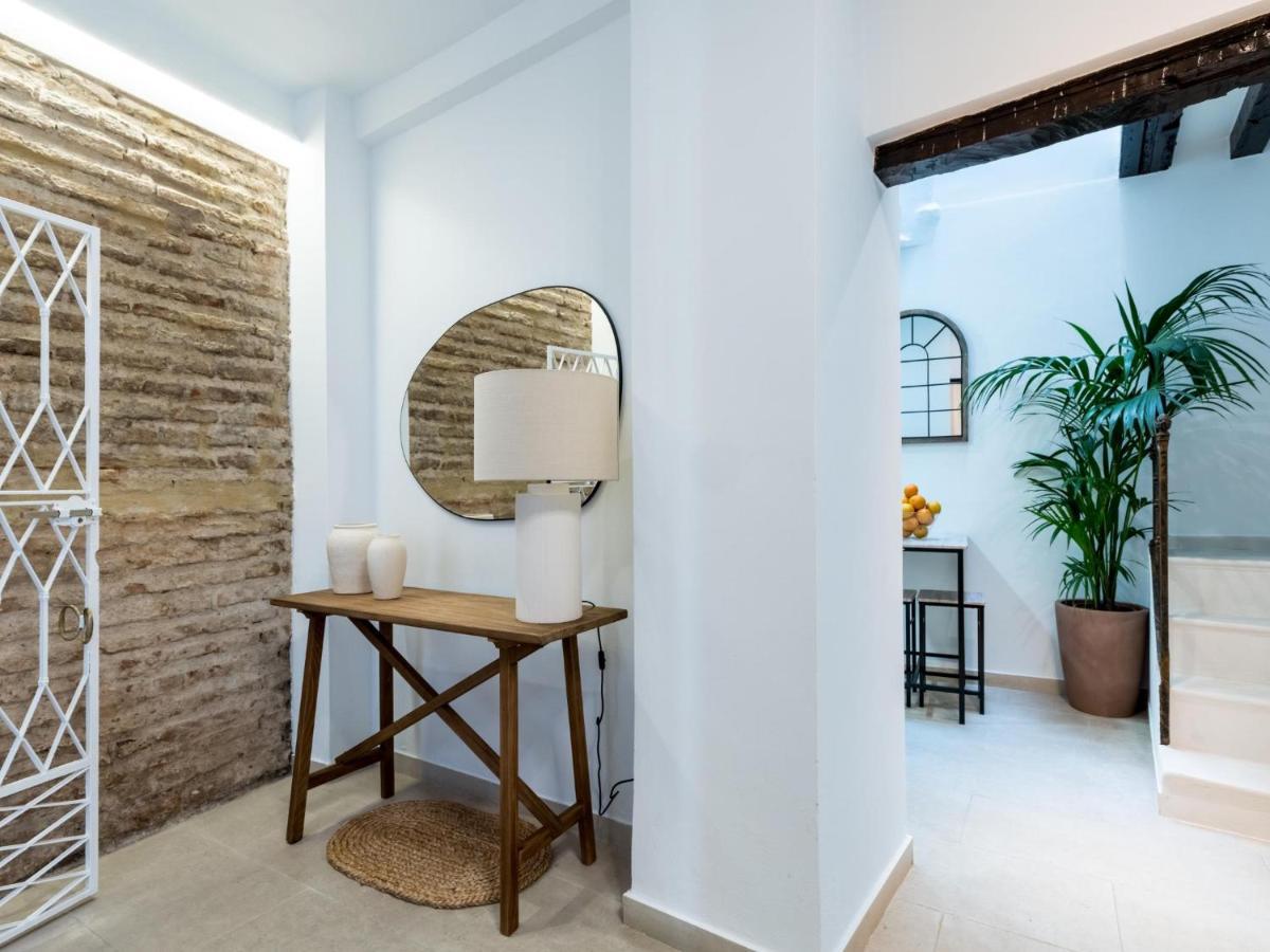 Unique Homes La Juderia Parking & Jacuzzi Севілья Екстер'єр фото