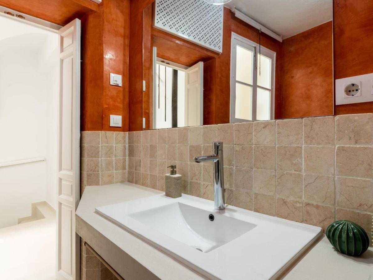 Unique Homes La Juderia Parking & Jacuzzi Севілья Екстер'єр фото